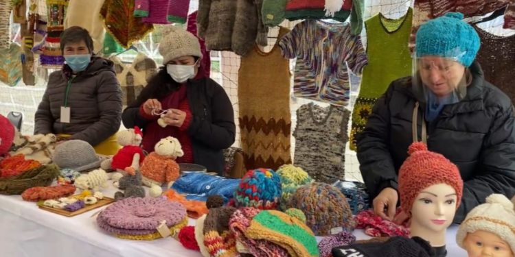 Castro Municipio impulsa ventas online de artesanas locales