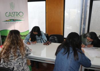 Castro Municipio promueve la formación y capacitación en las mujeres
