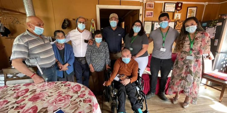 Comenzó proceso de entrega de sillas de ruedas en la comuna