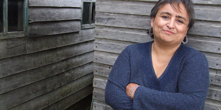Rosabetty Muñoz elegida como premio Chiloé de extensión cultural 2022