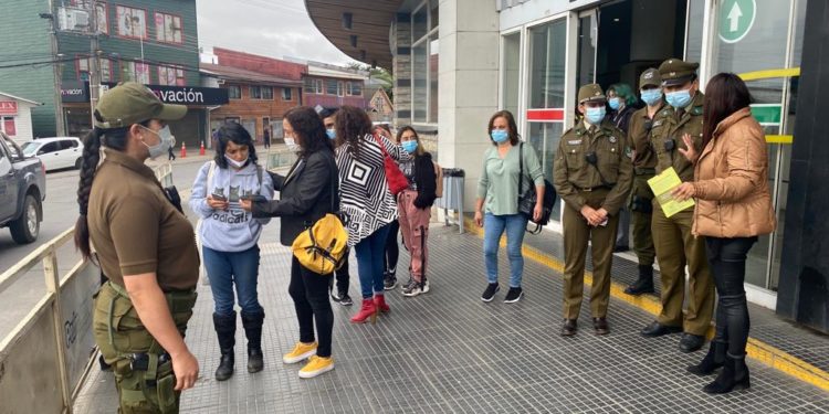 Con fuerte campaña llaman a los transeúntes a cuidar de sus pertenencias