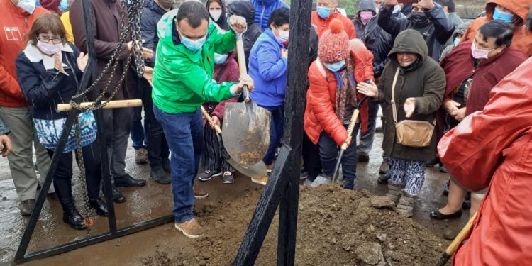 Comenzó oficialmente el proceso de reconstrucción de viviendas afectadas por el mega incendio