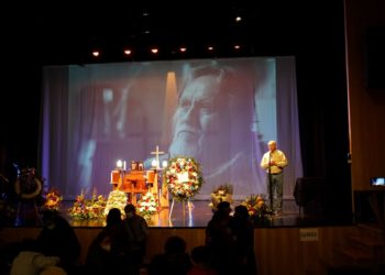 En el Centro Cultural Municipal despiden a Renato Cárdenas