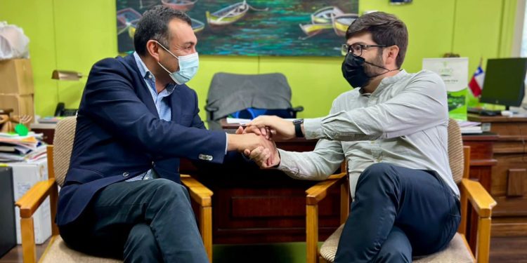 Alcalde Vera planteó temáticas de vivienda a seremi del ramo recientemente asumido.