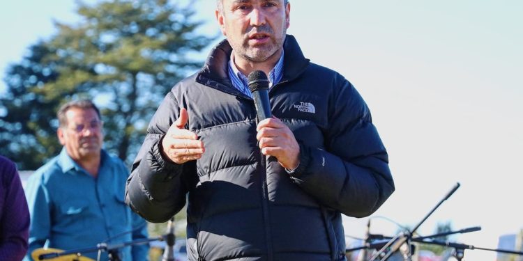 Alcalde Vera espera plantear necesidades del mundo rural al Presidente Boric