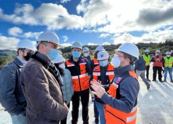 Alcalde Vera optimista con postura del MOP para mejorar conectividad de los chilotes.
