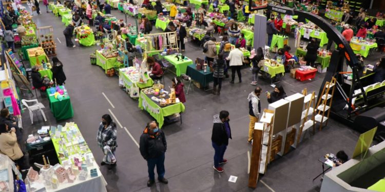 Cuentas alegres deja la segunda Feria Municipal de Emprendedores “Manos de Mujer”