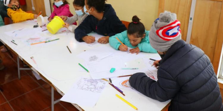 Oficina de Inclusión de Castro Municipio asesora a migrantes en proceso de regularización documental