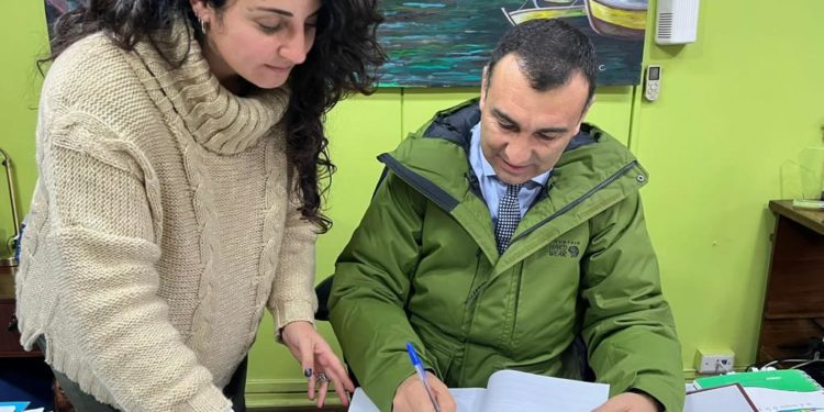 Alcalde Vera exige al gobierno y parlamentarios certezas jurídicas para el saneamiento de los palafitos de Castro