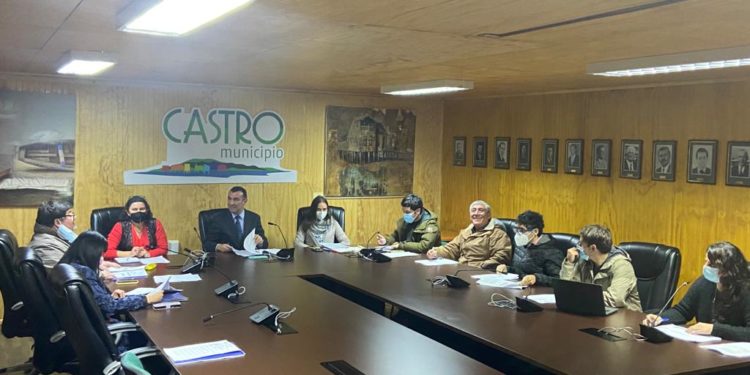 Trabajadores de ornato verán aumentada sus remuneraciones en forma significativa