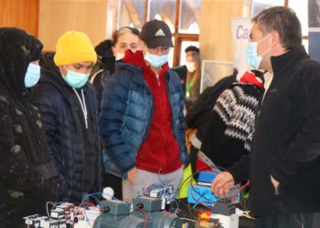 Castro Municipio gestionó 350 cupos de perfeccionamiento en oficios