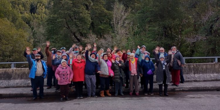 Adultos Mayores disfrutan de las vacaciones de invierno