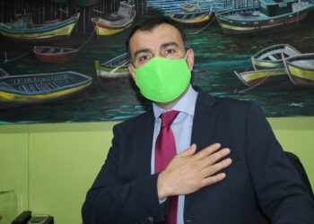 Farmacia Popular de aniversario llevando solidaridad a los hijos de esta tierra.