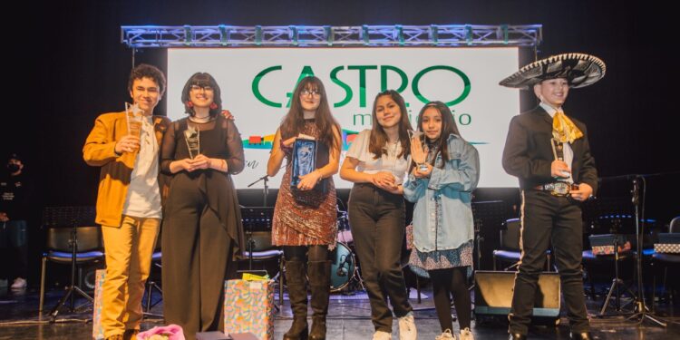 Exitazo total resultó la quinta versión del Festival la Voz