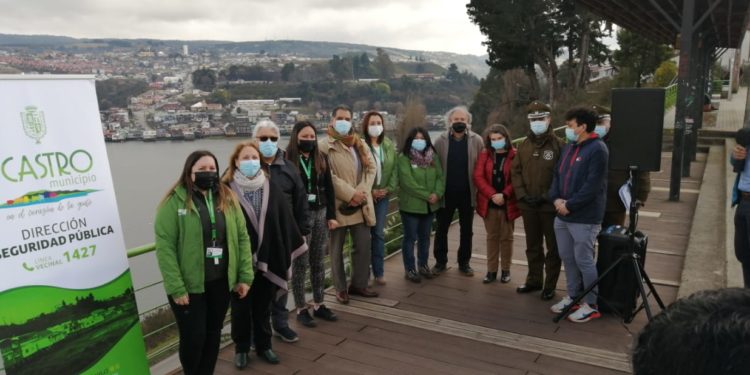 Con arte y entretención invitan a recuperar el Mirador Chacabuco