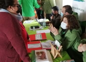 Municipio en Terreno cumple con los vecinos del sector alto de Castro