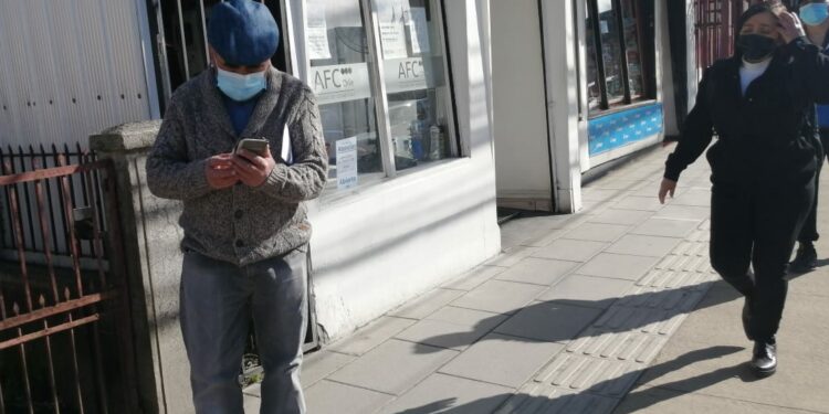 Realizan prueba del Sistema de Alerta de Emergencia para celulares en Castro