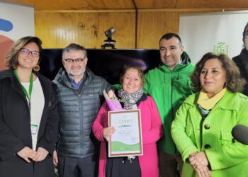 Castro Municipio certifica a emprendedores turísticos para apoyar sostenibilidad de sus negocios
