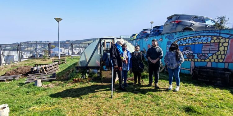 Castro Municipio enseña a sus vecinos técnicas de compostaje