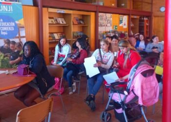 Exitoso operativo de regularización de niños y adolescentes migrantes realizó Castro Municipio