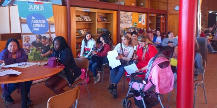 Exitoso operativo de regularización de niños y adolescentes migrantes realizó Castro Municipio