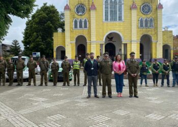 Castro Municipio coordina acciones con Carabineros para brindar una Navidad Segura