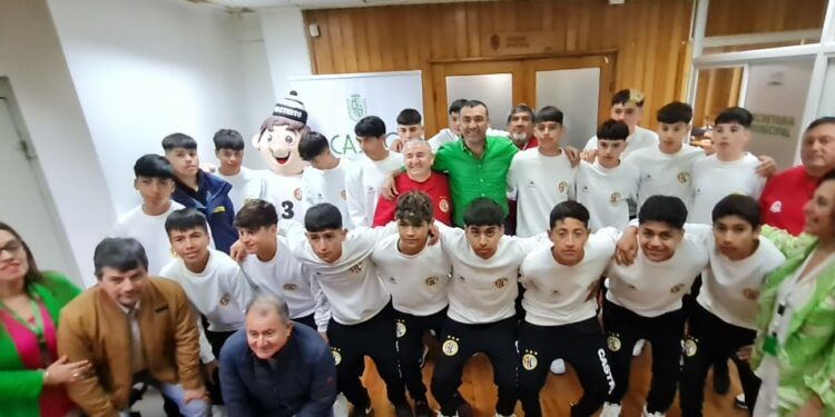 Jóvenes reciben espaldarazo de cara al Nacional de Fútbol Sub-15 que se realizará en Castro