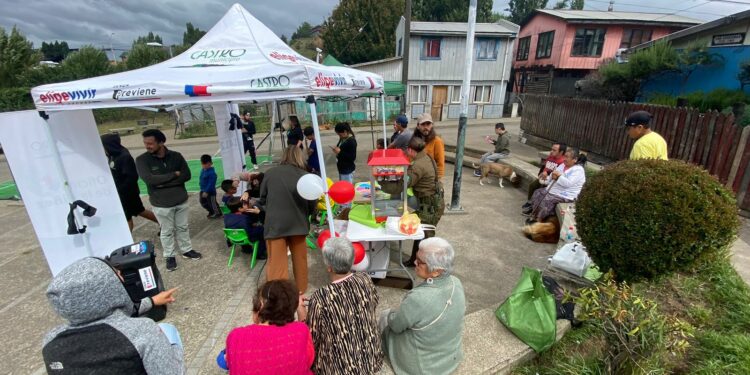Vecinos de la Población Juan Soler celebraron el día del amor y la amistad