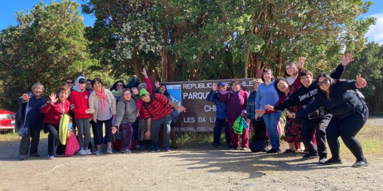 Vecinos del Barrio El Esfuerzo de Castro visitaron el Parque Nacional Chiloé