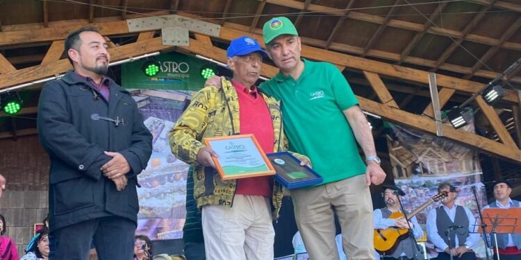 Castro Municipio manifiesta su pesar por fallecimiento del comunicador Hugo “Bombito” Sandoval