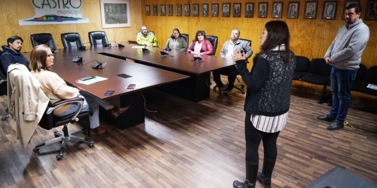 Equipos municipales coordinan acciones para apoyar la formalización de servicios turísticos