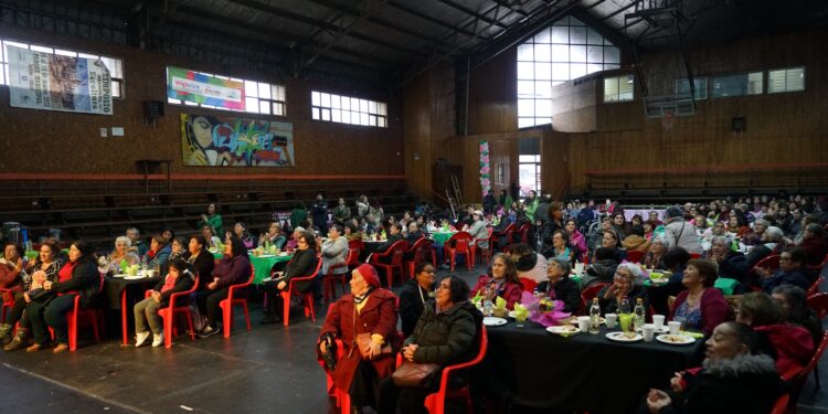 Castro Municipio celebró el Día de la Madre con evento musical