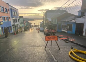 Empresa sanitaria efectúa cortes de ruta por trabajos en red de aguas servidas