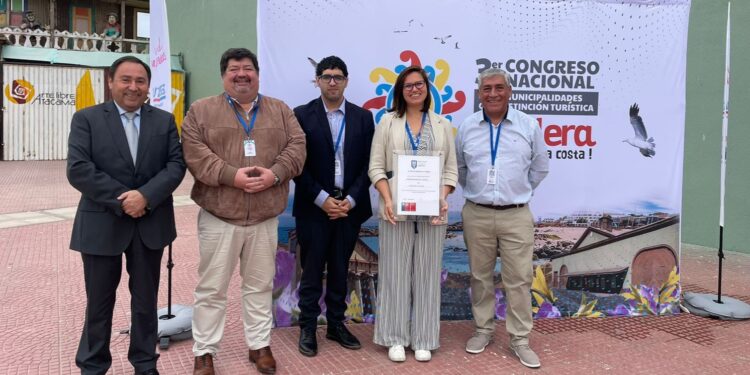 Castro recibe distinción nacional como Municipalidad Turística