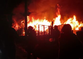 Alcalde Vera acelera los trámites para la creación de una unidad bomberil en la isla Quehui