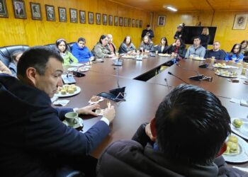 Deportistas agradecen aporte de Castro Municipio para la compra de zapatillas