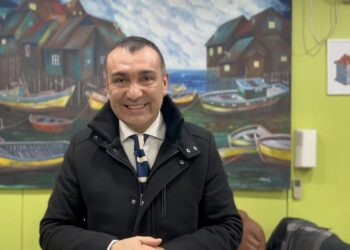 El alcalde de Castro destacó la importancia de la educación superior al aprobar 167 becas para estudiantes