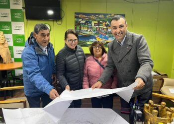 Alcalde Vera reconoce y valora el destacado rol de los líderes sociales en la comuna de Castro