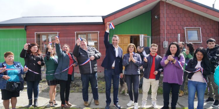 Castro Municipio inaugura nueva sede social “22 de diciembre” en población Salvador Allende