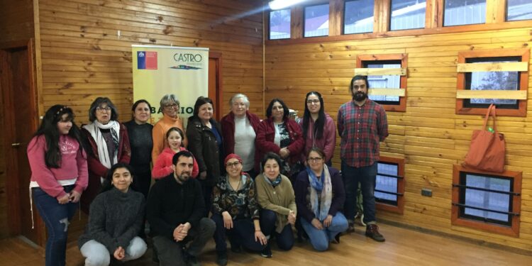 Con potentes ejemplos de vinculación social culminó ciclo de talleres comunitarios de Autocuidado en Castro