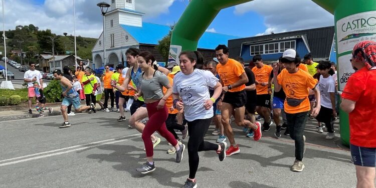 Vecinos y vecinas de Rilán se reúnen en la 6ta Corrida Familiar