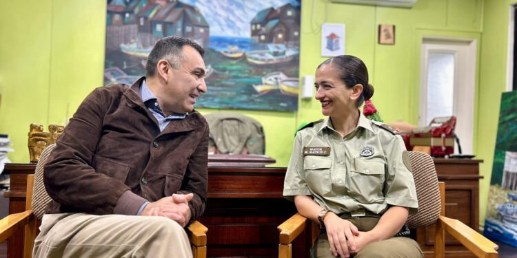 “Unidos por la seguridad de la comuna”: Alcalde y Comisario se unen para proteger a la comunidad