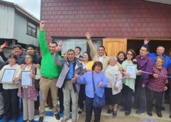 Castro Municipio entrega llaves de sede social “San José” a comunidad de adultos mayores