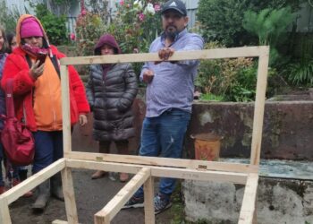 Vecinos de Barrio El Esfuerzo aprenden a hacer sus propios huertos