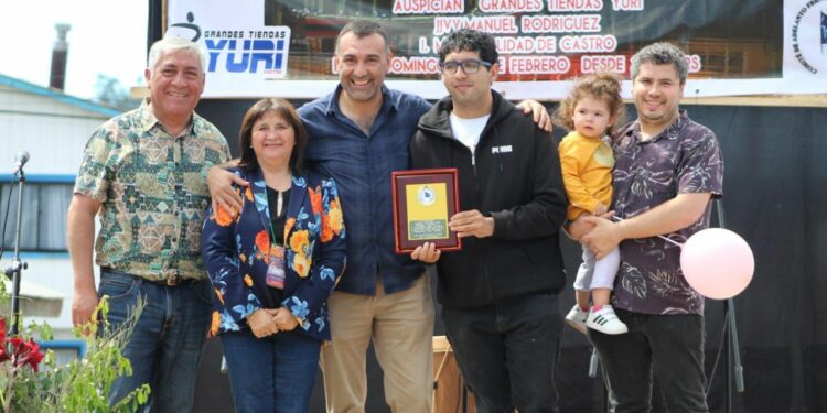 Alcalde Vera adelanta novedades para el Encuentro Barrial Cultural de la Manuel Rodríguez del próximo año