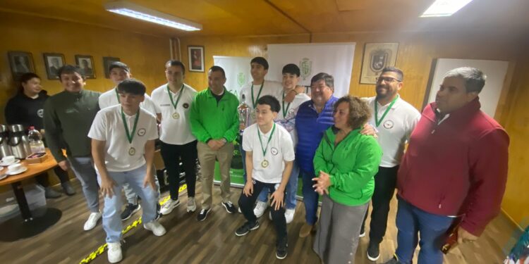 DESTACAN A BASQUEBOLISTAS CASTREÑOS QUE SE CORONARON CAMPEONES EN COMPETICIÓN NACIONAL