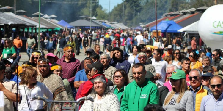 Festival Costumbrista Chilote: Castro celebra 43 años de gastronomía, artesanía y folclore