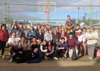 Más de 840 personas adscritas a 24 juntas de vecinos de Castro disfrutaron del verano en Alto Muro y Laguna Millán