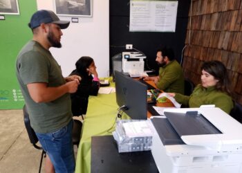 Permiso de circulación 2024: Usuarios valoran rapidez en punto de venta en Plaza de Armas