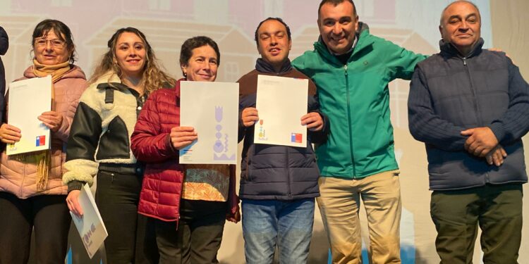 Alcalde Vera pidió aumentar recursos para disminuir el déficit de vivienda en Castro